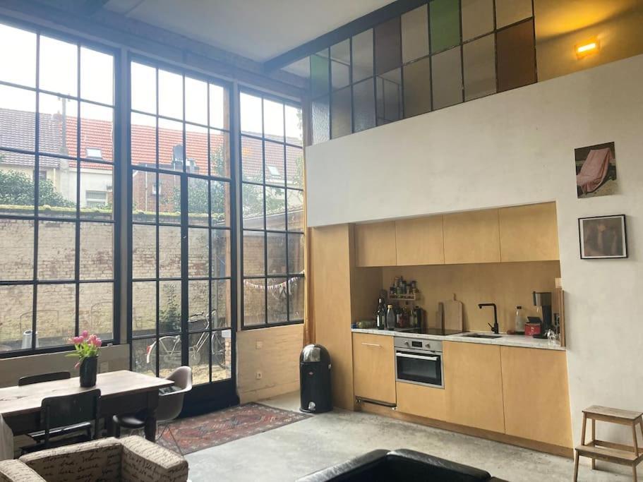 Antwerp Loft -Art And Chill- Parking Available Apartment Ngoại thất bức ảnh